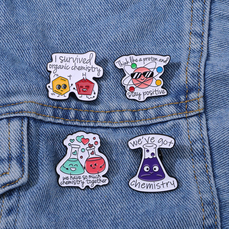 Creative Science Brooch Chemis - Medical Lab Microscope recension och pris